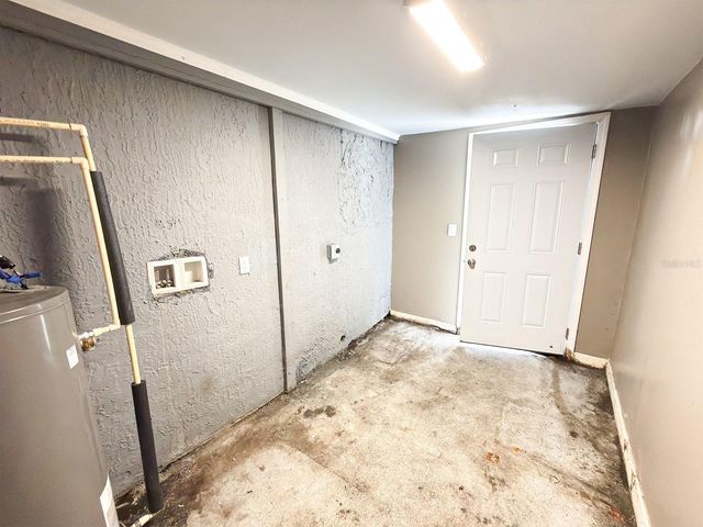 2882 SANFORD AVENUE, Sanford, FL 32773