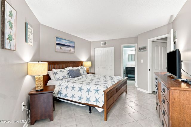 2000 New River Inlet Road 1410, N Topsail Beach, NC 28460