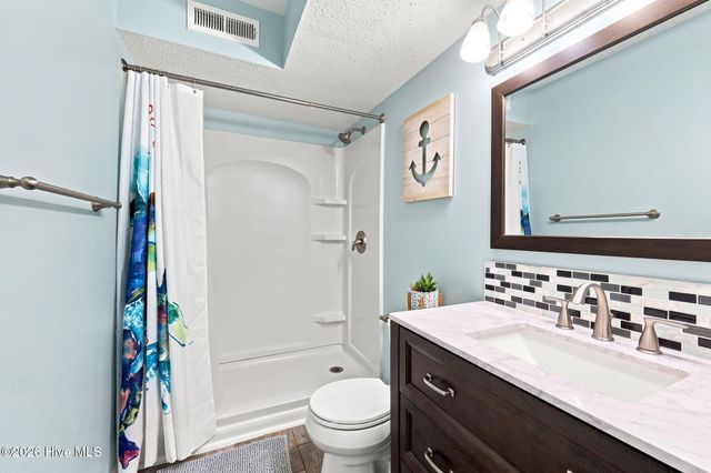 2000 New River Inlet Road 1410, N Topsail Beach, NC 28460