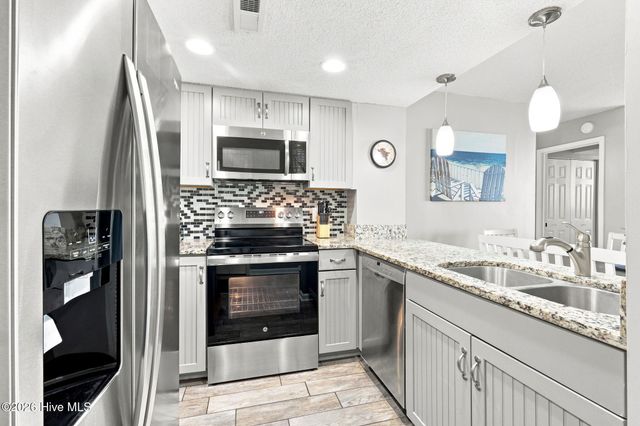 2000 New River Inlet Road 1410, N Topsail Beach, NC 28460