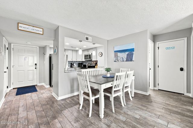 2000 New River Inlet Road 1410, N Topsail Beach, NC 28460