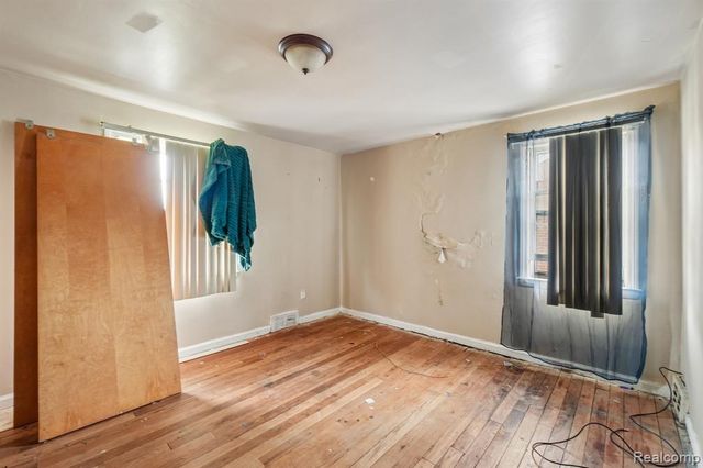 5969 Cadieux Road, Detroit, MI 48224