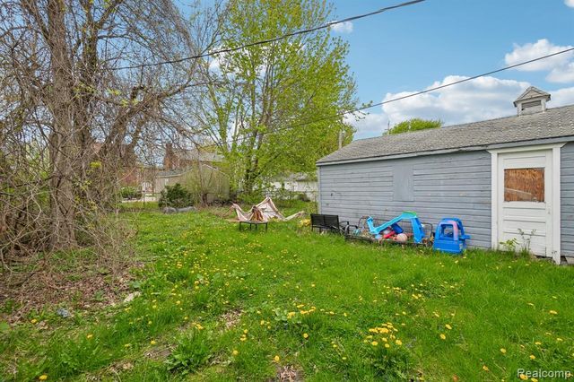 5969 Cadieux Road, Detroit, MI 48224