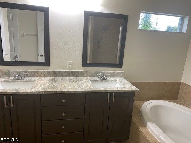 1626 NE 35th TER, Cape Coral, FL 33909