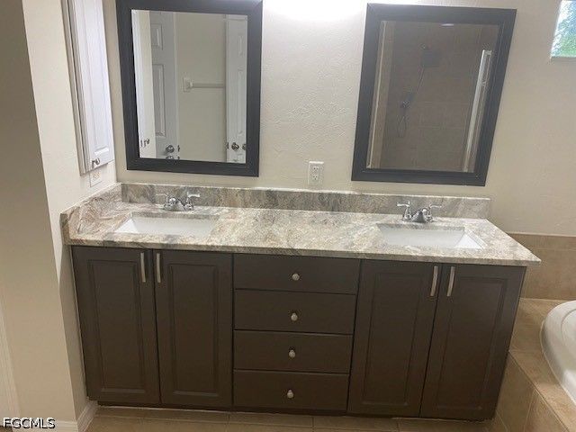 1626 NE 35th TER, Cape Coral, FL 33909