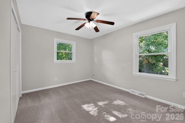 6820 Barrington Drive, Charlotte, NC 28215
