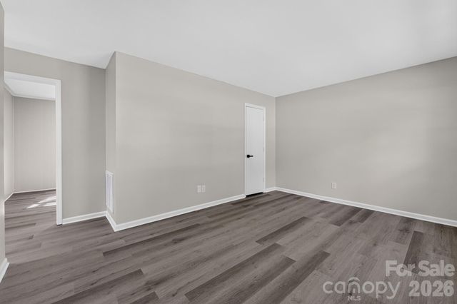 6820 Barrington Drive, Charlotte, NC 28215