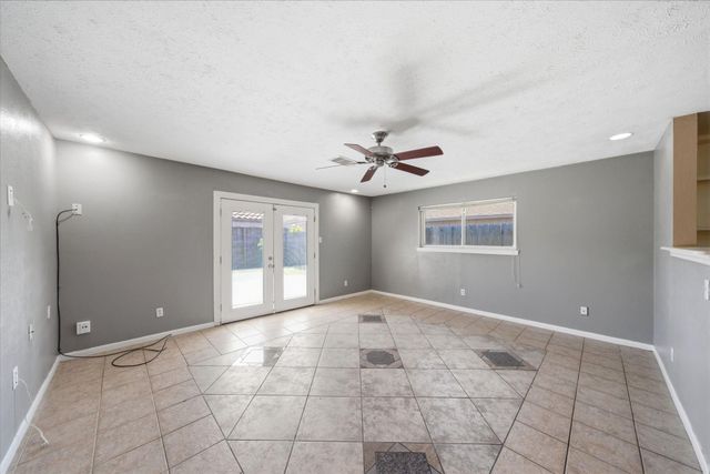 4908 Holly Park Drive, Pasadena, TX 77505