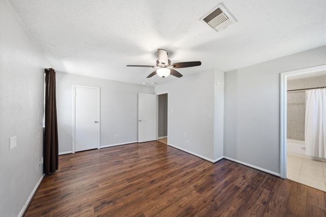 4908 Holly Park Drive, Pasadena, TX 77505