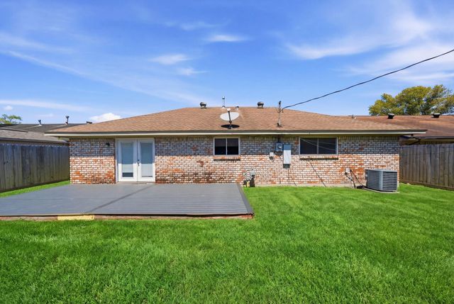 4908 Holly Park Drive, Pasadena, TX 77505