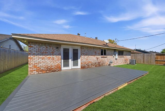 4908 Holly Park Drive, Pasadena, TX 77505