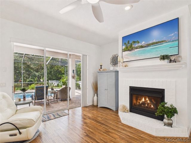 2 Speceberry Court S, Homosassa, FL 34446