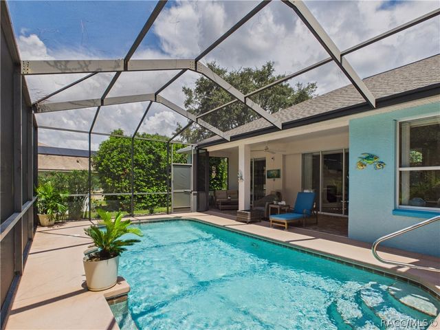 2 Speceberry Court S, Homosassa, FL 34446