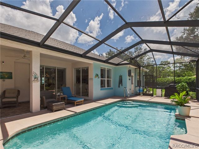2 Speceberry Court S, Homosassa, FL 34446