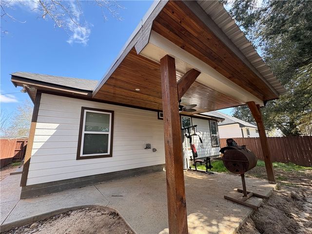 1405 Clark Street, Bryan, TX 77808