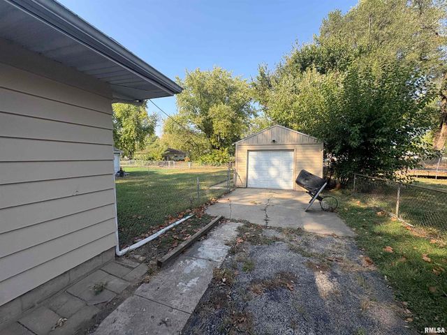 2819 W MARQUETTE Street, Peoria, IL 61605