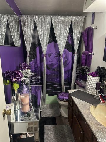 2819 W MARQUETTE Street, Peoria, IL 61605