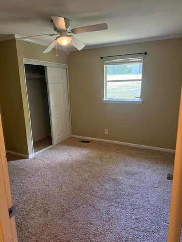 2725 Carroll Avenue, SE, Cleveland, TN 37323