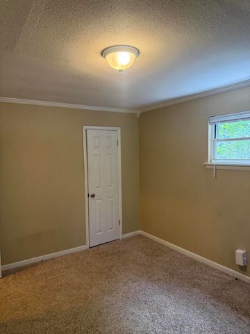 2725 Carroll Avenue, SE, Cleveland, TN 37323