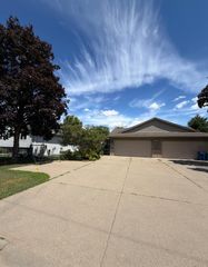 10025 Portland Avenue S, Bloomington, MN 55420