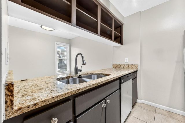 527 S LINCOLN AVENUE A104, Tampa, FL 33609