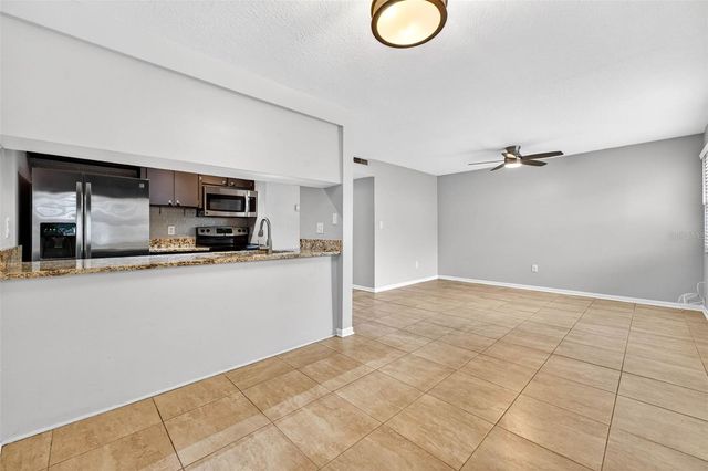 527 S LINCOLN AVENUE A104, Tampa, FL 33609