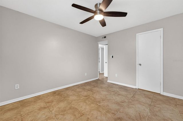 527 S LINCOLN AVENUE A104, Tampa, FL 33609