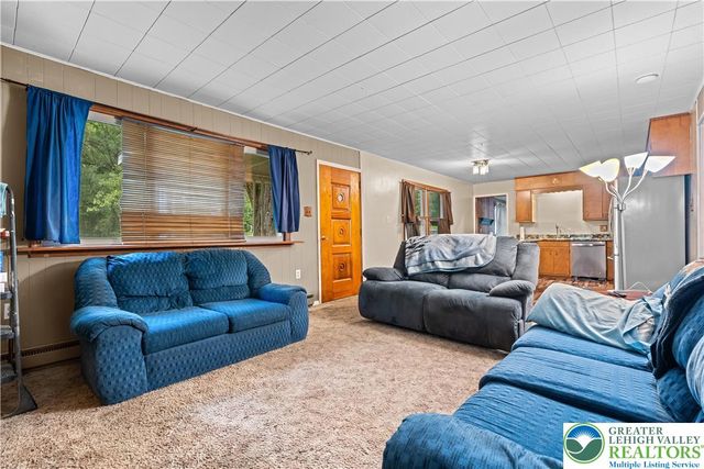 1350 Spring Drive, Lehigh Twp, PA 18088