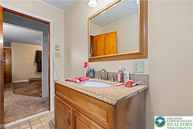 1350 Spring Drive, Lehigh Twp, PA 18088