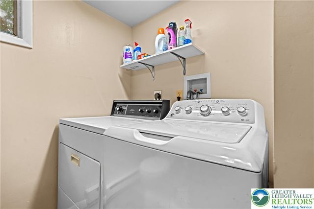 1350 Spring Drive, Lehigh Twp, PA 18088
