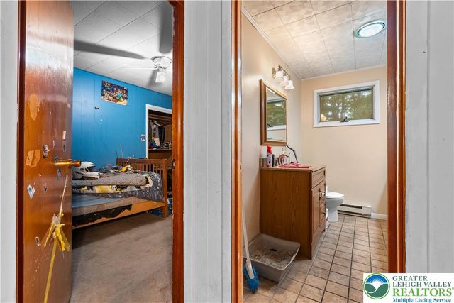 1350 Spring Drive, Lehigh Twp, PA 18088
