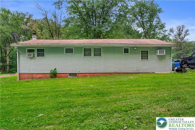 1350 Spring Drive, Lehigh Twp, PA 18088