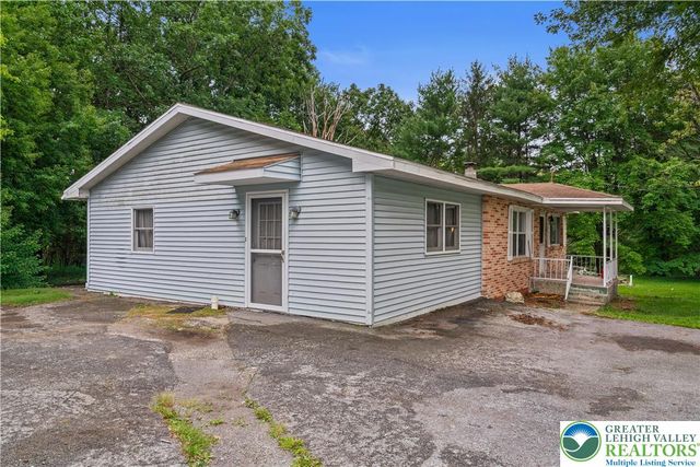 1350 Spring Drive, Lehigh Twp, PA 18088