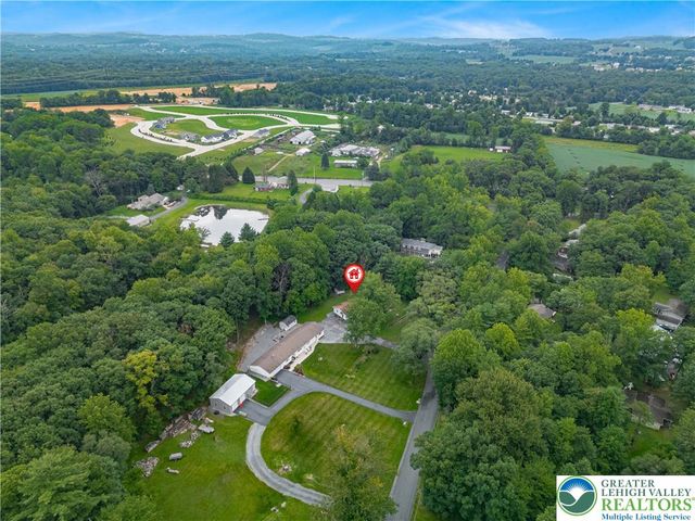 1350 Spring Drive, Lehigh Twp, PA 18088