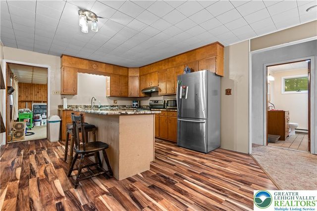 1350 Spring Drive, Lehigh Twp, PA 18088