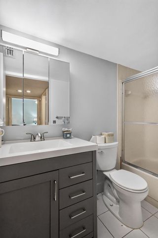 14881 WEDGEFIELD Drive 103, Delray Beach, FL 33446