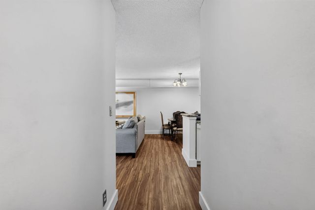 14881 WEDGEFIELD Drive 103, Delray Beach, FL 33446