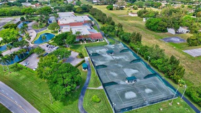 14881 WEDGEFIELD Drive 103, Delray Beach, FL 33446