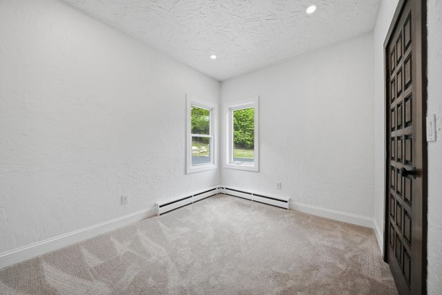4 Washington Drive, Amherst, NH 03031