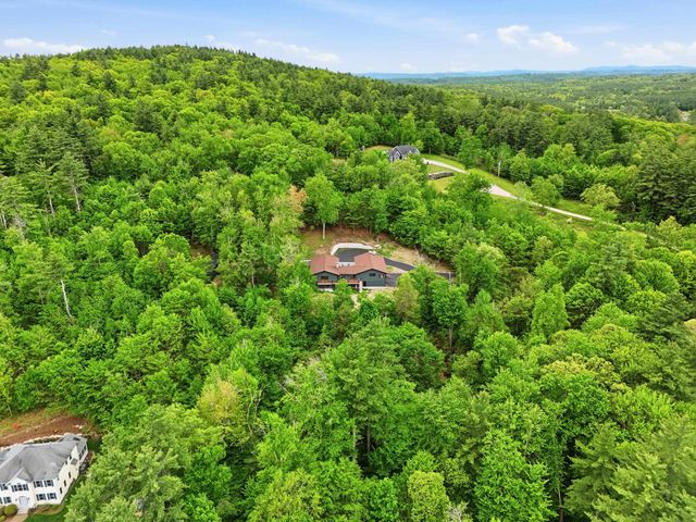 4 Washington Drive, Amherst, NH 03031