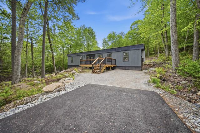 4 Washington Drive, Amherst, NH 03031