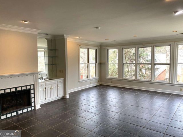 7155 Roswell Road 42, Sandy Springs, GA 30328