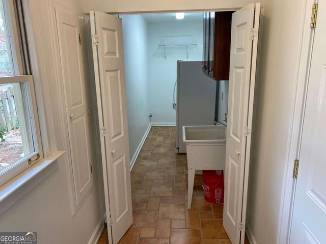 7155 Roswell Road 42, Sandy Springs, GA 30328