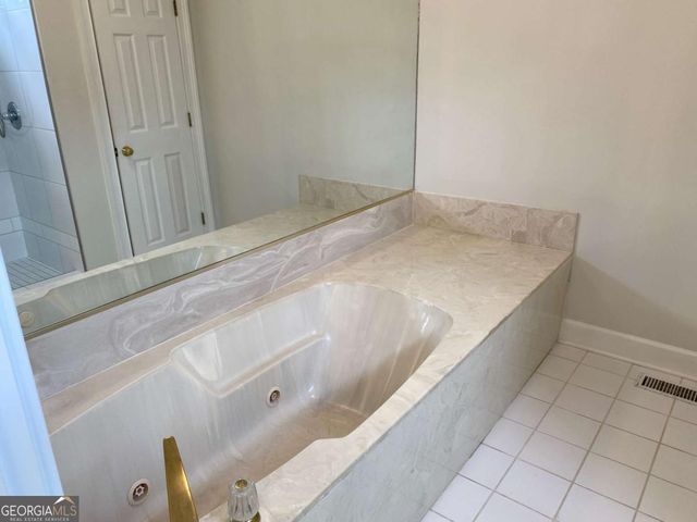 7155 Roswell Road 42, Sandy Springs, GA 30328