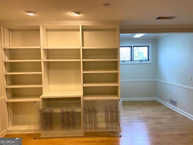 7155 Roswell Road 42, Sandy Springs, GA 30328