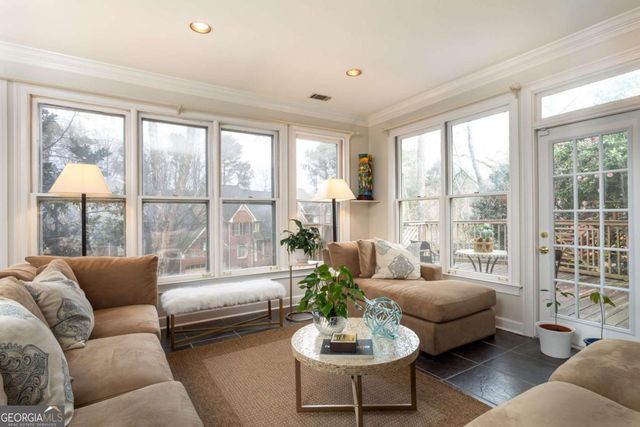 7155 Roswell Road 42, Sandy Springs, GA 30328