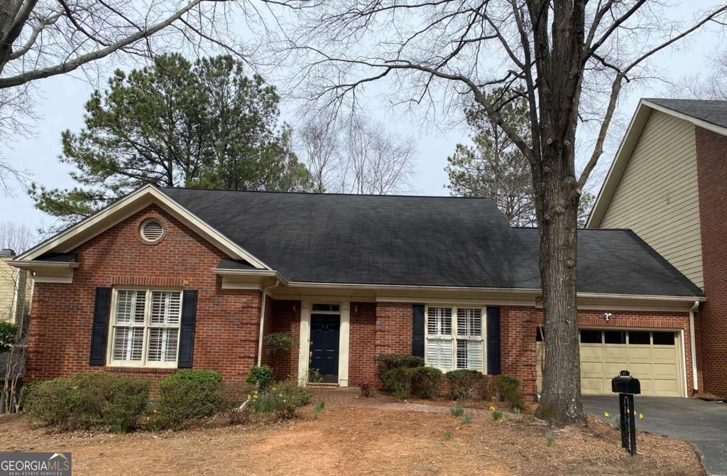 7155 Roswell Road 42, Sandy Springs, GA 30328