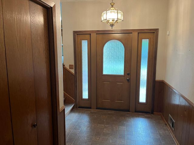 3044 Lake Street N, Maplewood, MN 55109