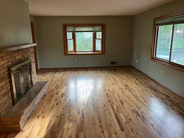 3044 Lake Street N, Maplewood, MN 55109
