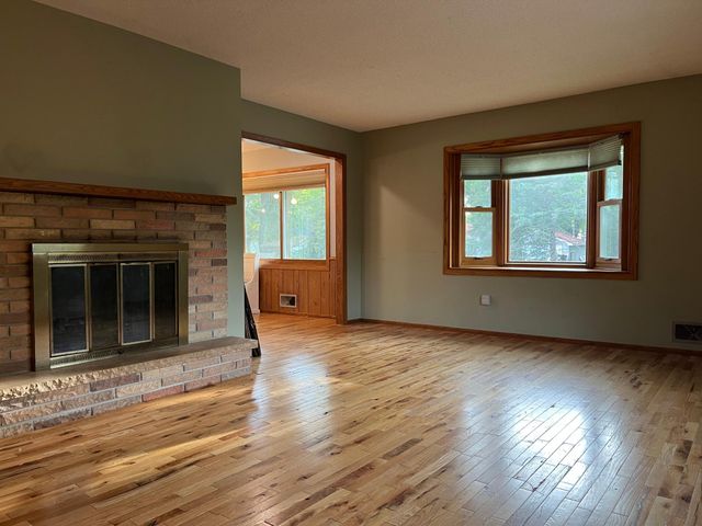 3044 Lake Street N, Maplewood, MN 55109